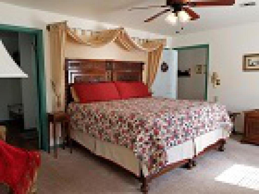 Aldrich House Bed & Breakfast Williamsburg Room photo